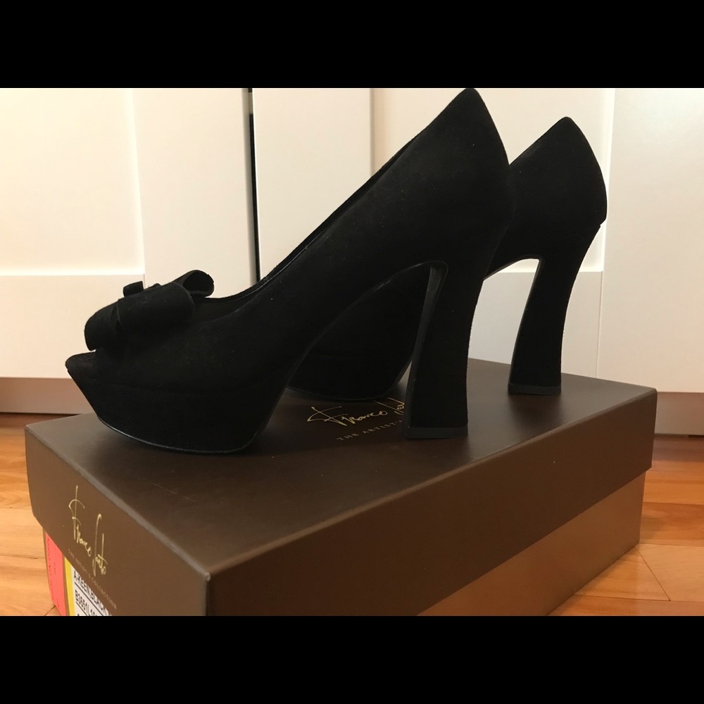 Brand New Black Suede Pumps - Picture 3 of 3